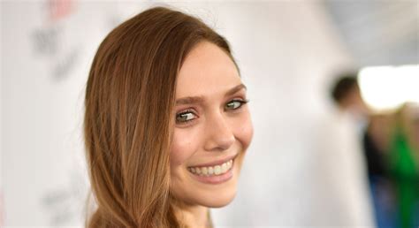 Elizabeth Olsen On Why She Deleted Instagram